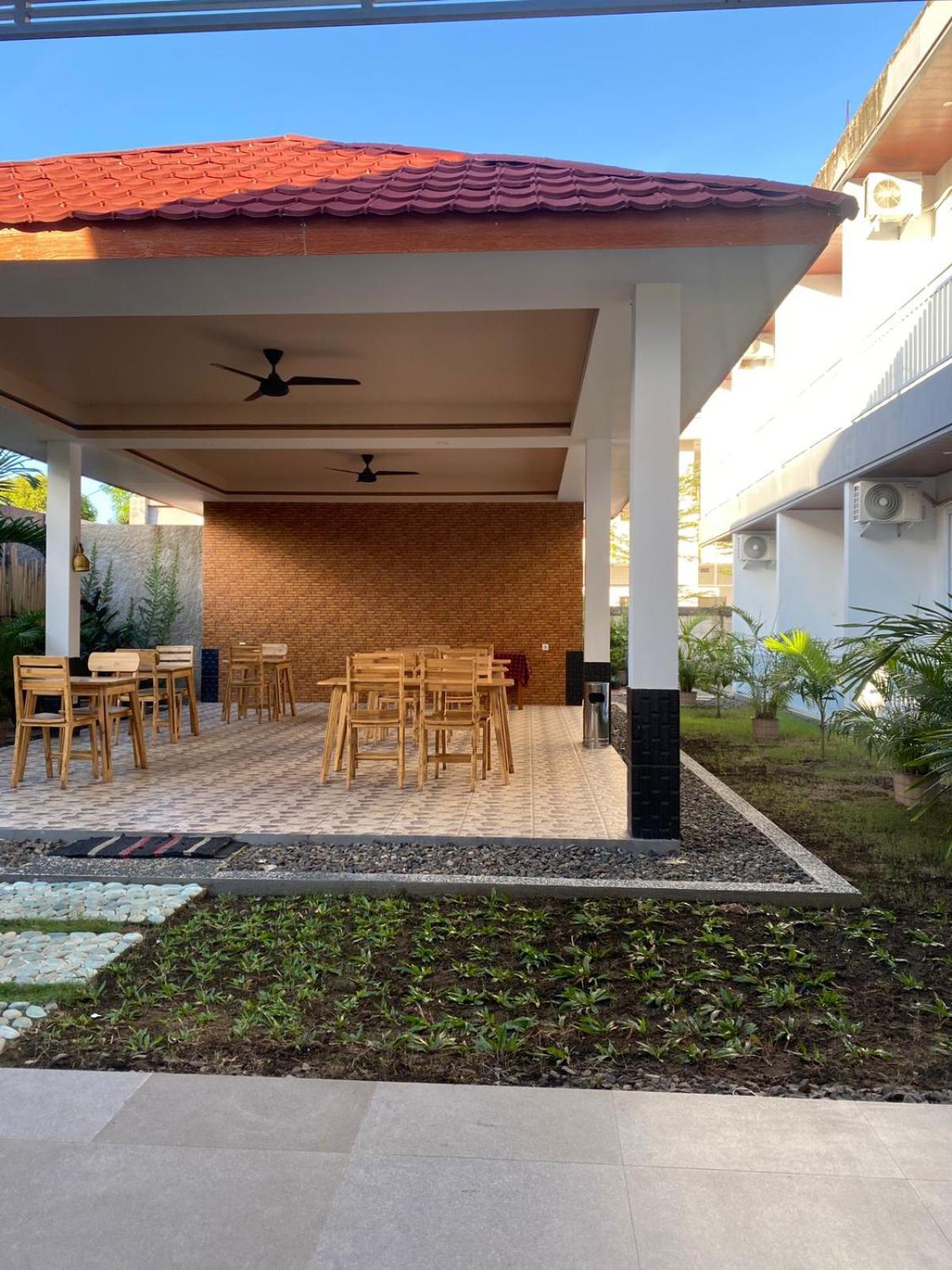 Christika Homestay Labuan Bajo Exterior photo